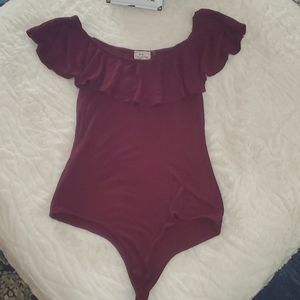 Off the shoulder ruffle body suit